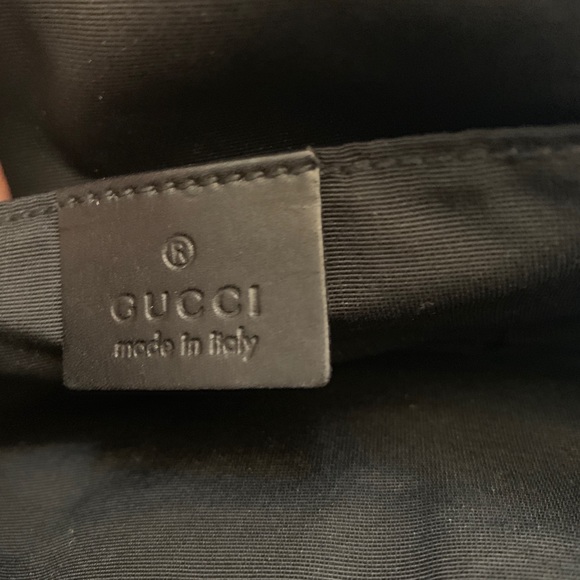 Gucci Wristlet/Purse! - Picture 5 of 7